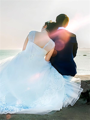 大婚当日，病娇大佬撕婚书囚我入怀小说完结了吗？在哪里可以免费读到？